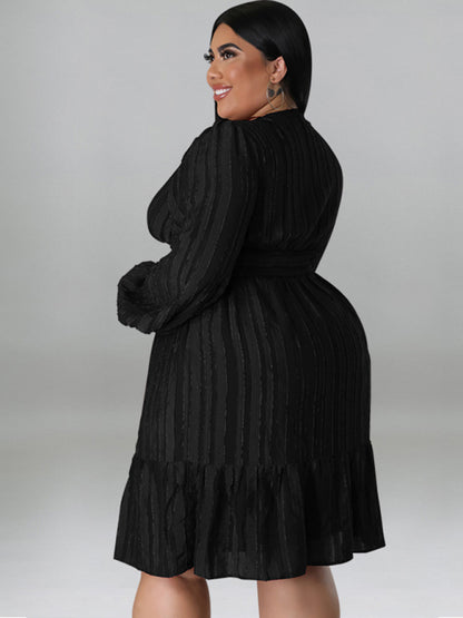 Plus size jacquard V-neck striped long-sleeved dress