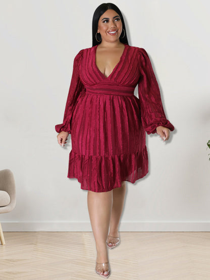 Plus size jacquard V-neck striped long-sleeved dress