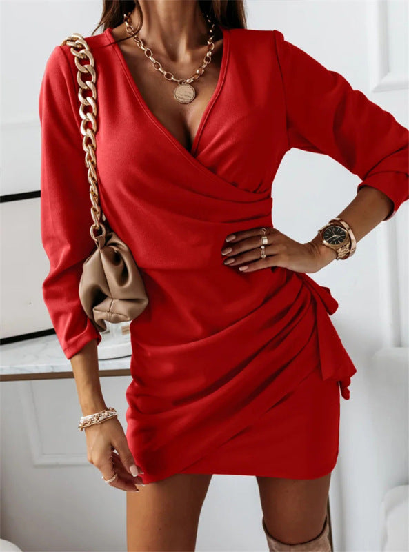 V-neck long-sleeved simple fashion scheming dress